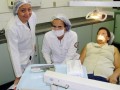 Dentistas da UFF atende idosos de graça